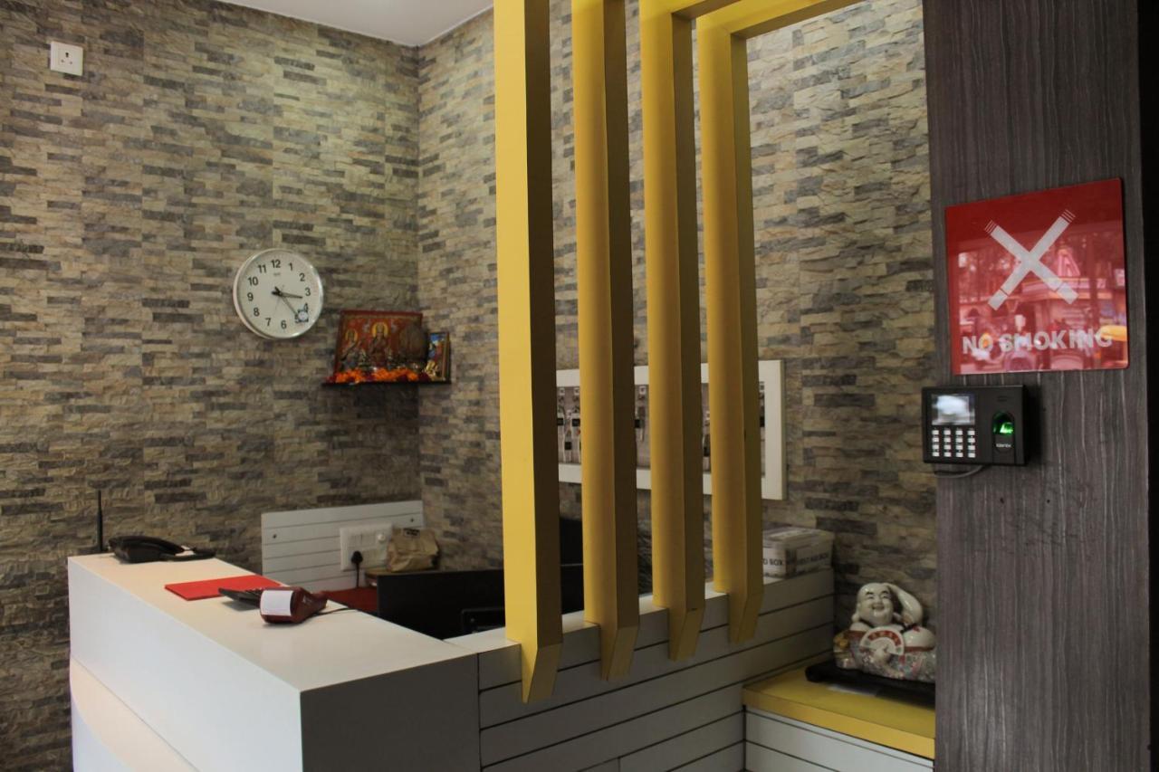 Hotel Maa Sharda Indore Dış mekan fotoğraf