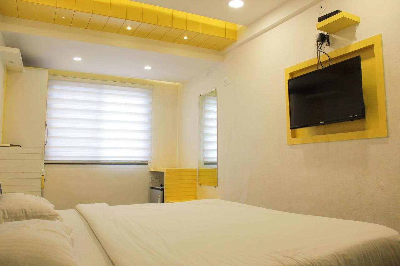 Hotel Maa Sharda Indore Dış mekan fotoğraf