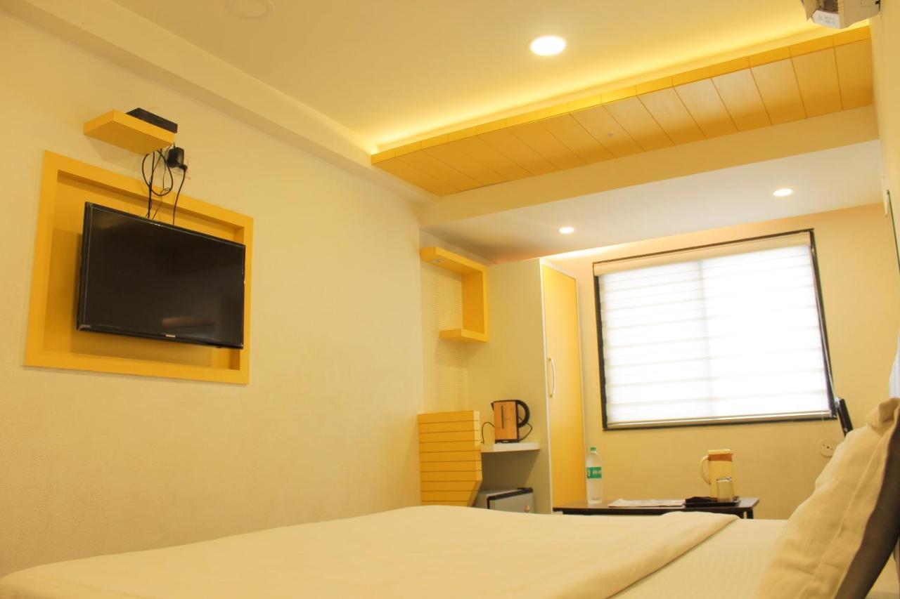 Hotel Maa Sharda Indore Dış mekan fotoğraf